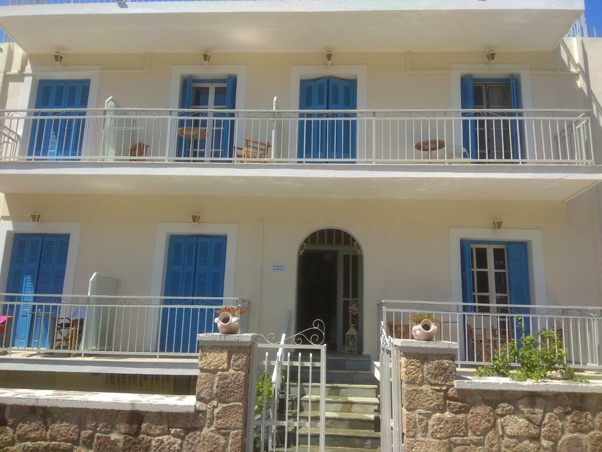 Panos Studios Poros Town Esterno foto